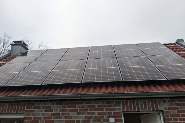 Solaranlage Hausdach Emden Hinte
